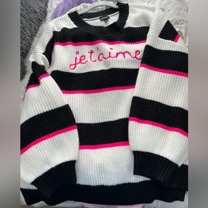 PULLOVER DROP SHOULDER CREW NECK SWEATER